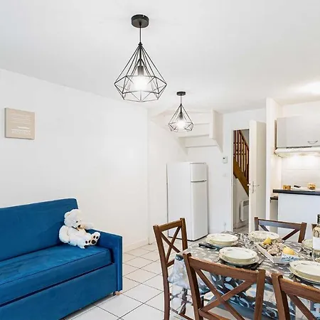 Madame Les Rives Marines 3*